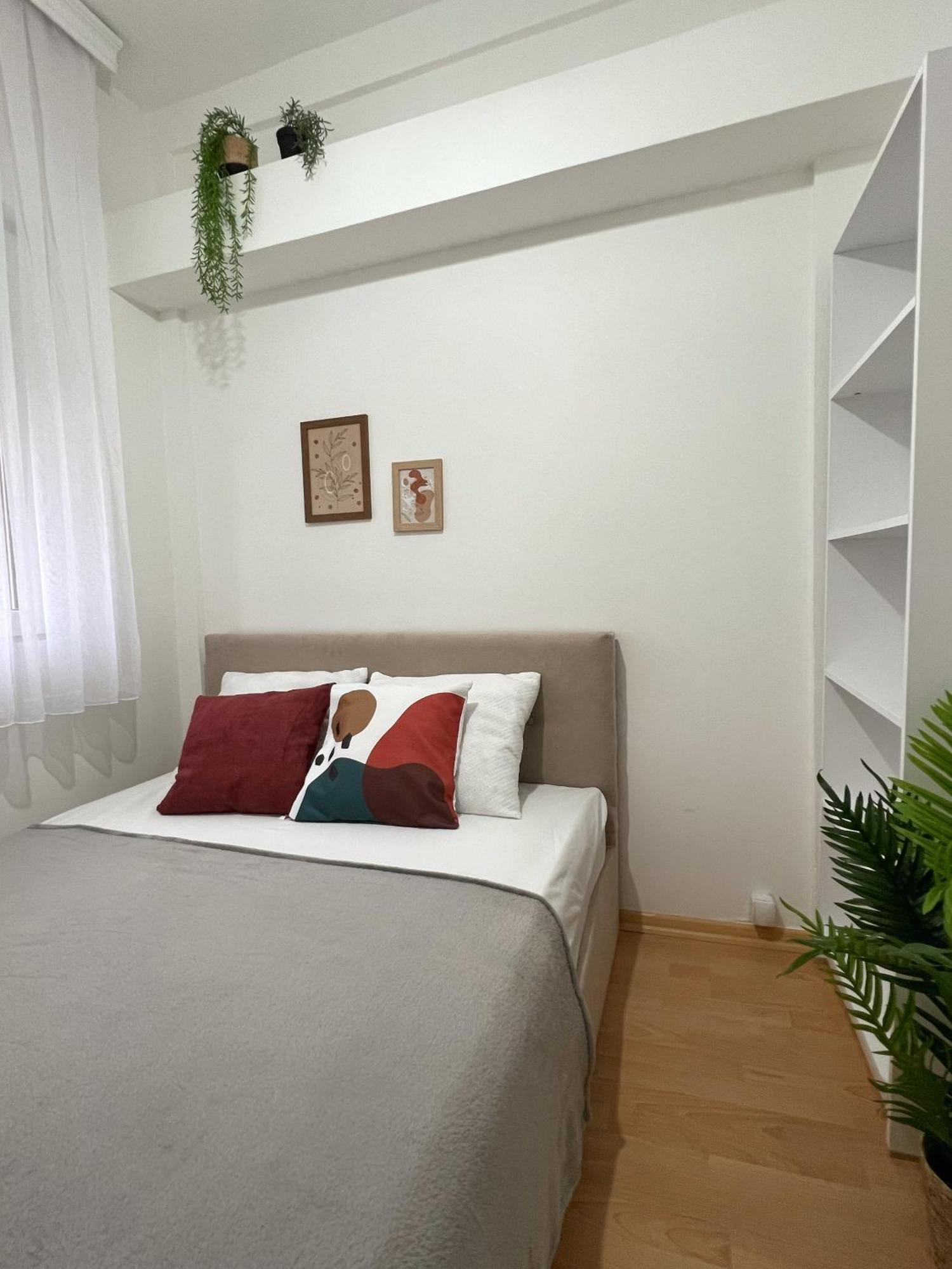 Charming 2 Bedroom Apartment 스코페 외부 사진